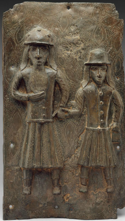medievalpoc: 2ndperiodadventures: medievalpoc: Unknown Nigerian Artist Brass Plaque of Two Portugues