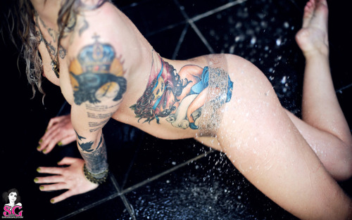 suicidegirlslover:  Vice Suicide 