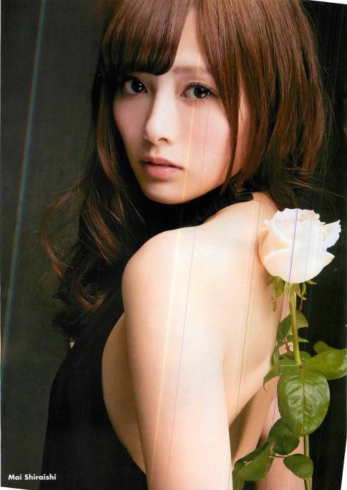 Una bella modelo nippona, Mai Shiraishi (por poco y pongo Mai Shiranui lol)