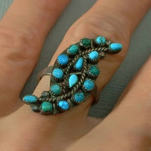 OLD PAWN Vintage Native American Turquoise RING Petit Point Snake Eye Cluster Sterling Silver Long I