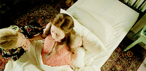 onceuponadaily:#Emma being there for Belle # when she had no one # I NEED A FRIENDSHIP #between the 