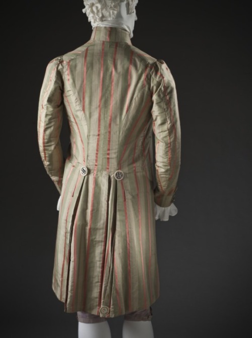 fripperiesandfobs:Coat ca. 1785From LACMA
