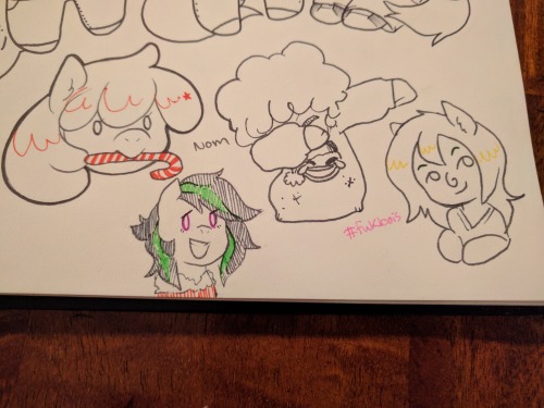 galacticponycafe: Christmas doodles for the poner fam  My Velvet and Eclaire being homos  @mcsweezy (Nikita), @driker (Chalk), @infernal-beggar (Violet), @iwillbuckyou (Rozzy), @anearbyanimal (Bonesaw), @belaboy (Flan pone), @livinthelife0friley (Elli),