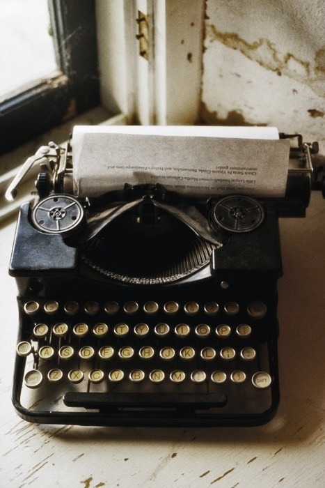 studyingistheshit:  Typewriter obsession. They’re just so… 