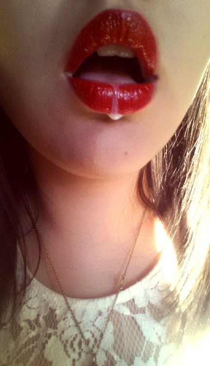 myhotsluts:  I(f) I didn’t know better, I’d say that..wasn’t milk