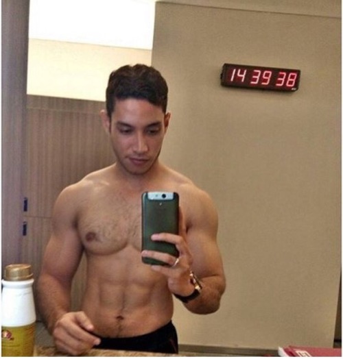 adikremyishak: azamadnan0307:  jejakamelayuterhangat:  SUBMITTED BY FOLLOWERS 4 Thanks pada yang sub