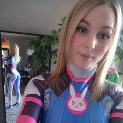 cosplay-galaxy:  STPeach as D.Va (Overwatch)