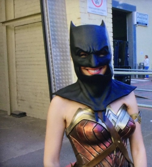 broodingsoul: dianapforlunch: Reblog Gal Gadot as Batman for 10,000 years of good luck You didn&rsqu