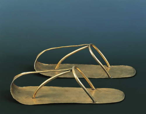 Sandals of Shoshenq IIGold sandals found on the mummified body of the king Shoshenq II, from Tanis. 