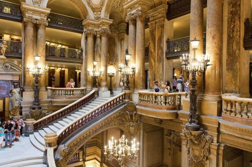 castlesandmedievals:The Palais Garnier eight56 metres (184 ft) from ground level to the apex of 