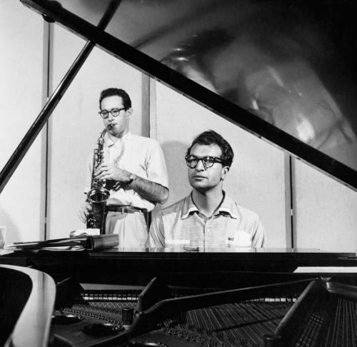 Happy Birthday to Paul Desmond, born in San Francisco, CA on November 25, 1924. Photo: Dave Brubeck 