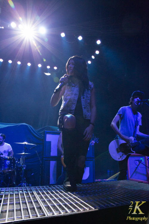 We Are The In Crowd - on the Glamour Kills tour with New Found Glory - Pictures from Buffalo, NY at 