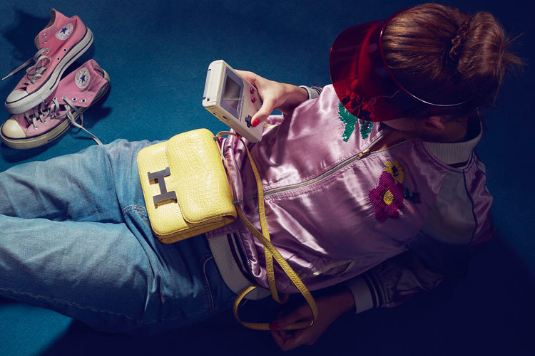 Who plays a Game Boy like that?! ⊟ This is what happens when youngins try to play with portable game devices like they’re smartphone. :o( The otherwise neat photo was part of a series shot by Olivia de Costa and featured in Please Magazine.
SEE ALSO...