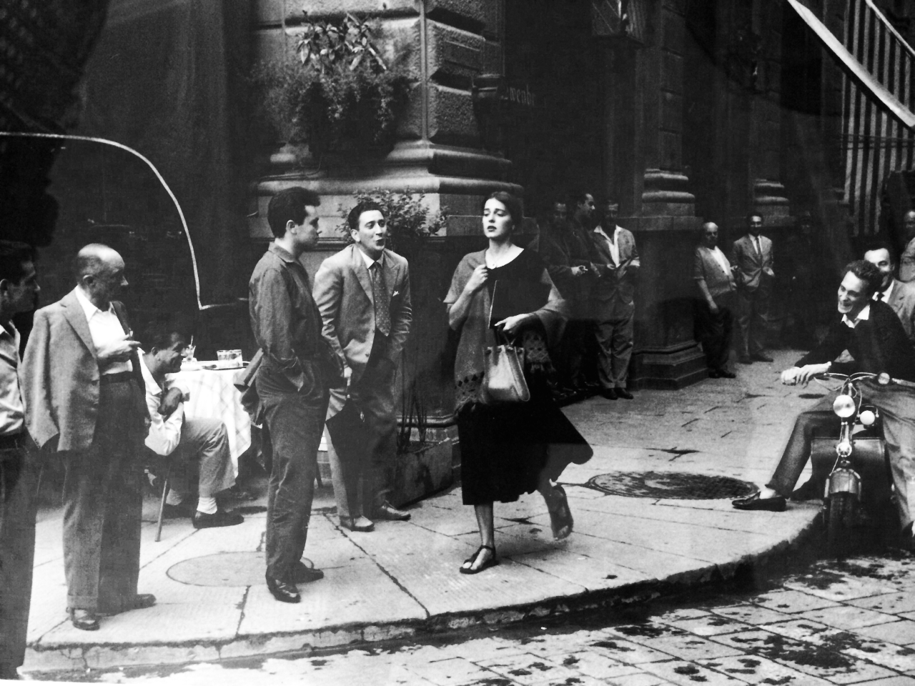 basteteyes:  &ldquo;American girl in Italy&rdquo; this is a photograph hanging