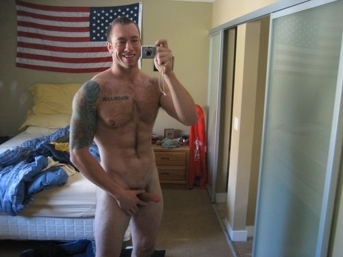 ksufraternitybrother:  KSU-Frat Guy: Over 7,000 followers. More than 7,000 posts