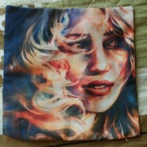 My new pillow case by @alicexz . ^^ how beautiful is it??? guess who’s sleeping with Dianna fr