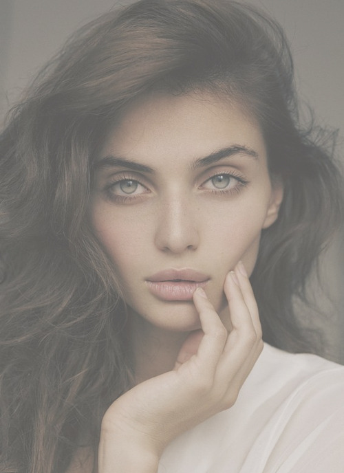 littlemissohsoyoungandpretty:  Unreal  Damn.