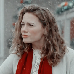 Bethany Joy Lenz  Tumblr_pxdpj2UnRP1y6t9qto4_250