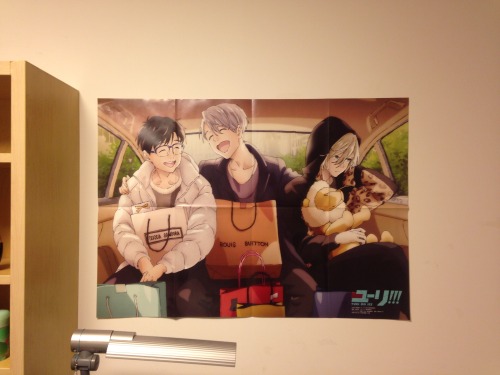 victuri-onice:January edition of PASH magazine.Comes with:Yuri!!! on Ice clear fileHUGE, BEAUTIFUL P