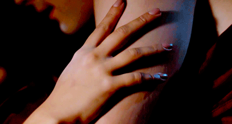 rahirah:piper-haliwel:btvs | the harsh light of dayInnit a fantastic day? Birds singing, squirrels m
