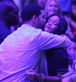 celebstarlets:  4/9/14 - Rihanna + Drake at the LA Clippers Basketball Game. 