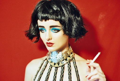 futurasatana:nadia lee cohen, photographer