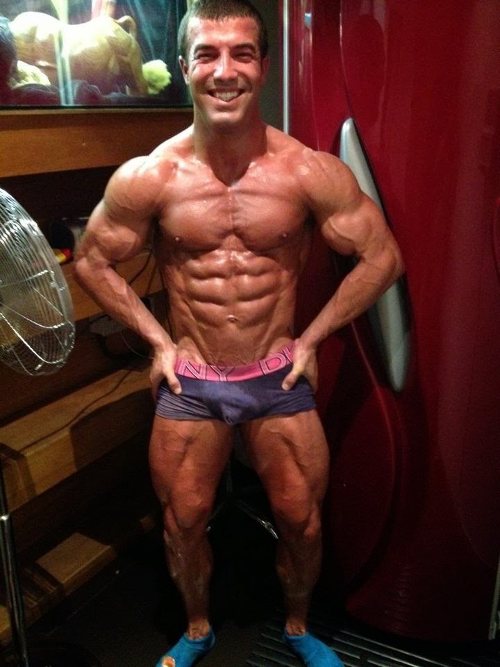 cdnlifter27:  The incredible Nelson Argentino