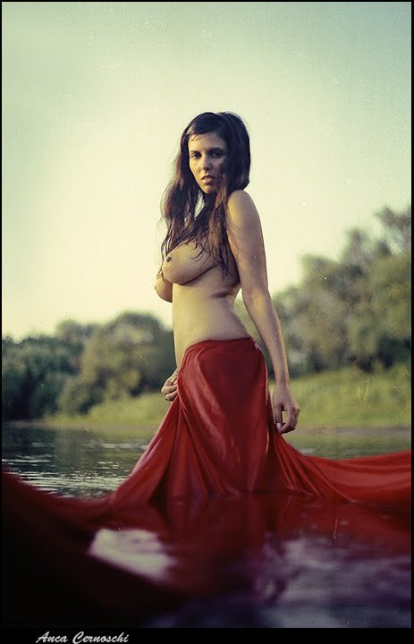 eroticwitch:  Photographer: Anca Cernoschi.