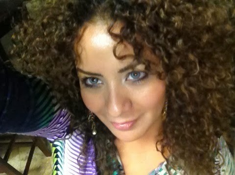 funintc:  funintc:  Sexy Samantha.  Hot selfie set