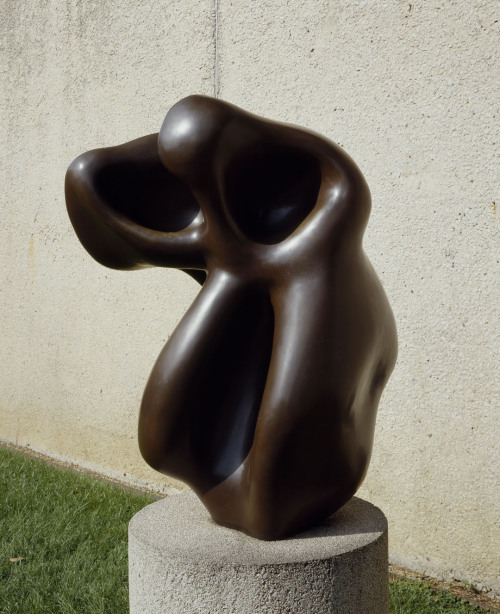  Happy Birthday to Jean Arp, born on this day in 1886!In 1916, inspired by forms and growth patterns