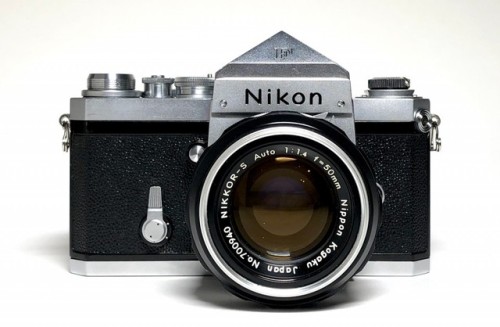 Our Review of the Classic Nikon F for Flashback Friday!Did you ever own a camera in the Nikon F Seri