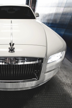 wearevanity:  | Rolls Royce | © 