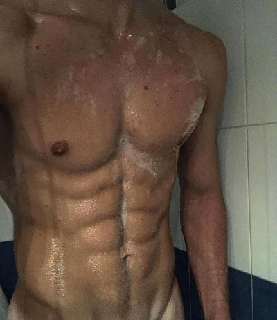 Sexy Shower Selfies