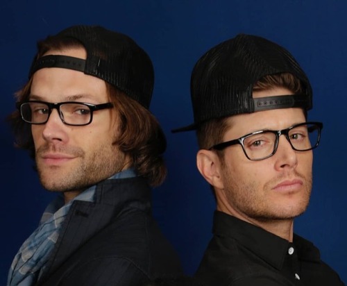 Look at this adorable cast in glasses! I lament the day that Jensen chose to have Lasik surgery to c