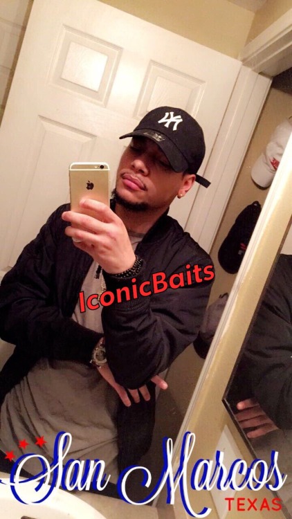 iconicbaits:  Kurt i’m sure some of you insignificant others have been trying to get him… I peeped some of y'all on his Instagram 👁👁