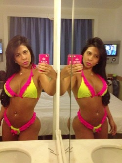 hotelgirl:  Brazilian Motels