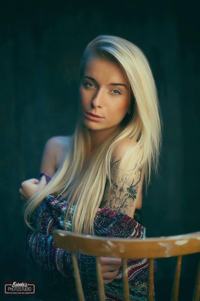 dreaming-glamour-girls:  Model:   Tereza Dvořáková  Photographer:   Michal Kubala