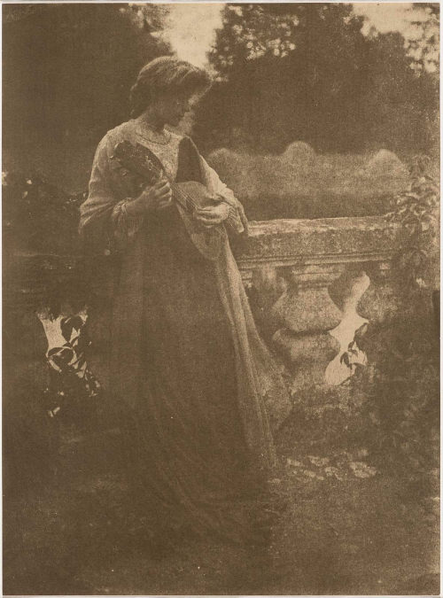 ‘Lady with Mandolin in Garden.’ Gum bichromate print (probably 1899).Artist Gertrude Käs