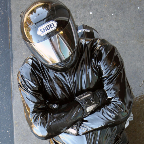 vandickfetish:  PVC Biker 