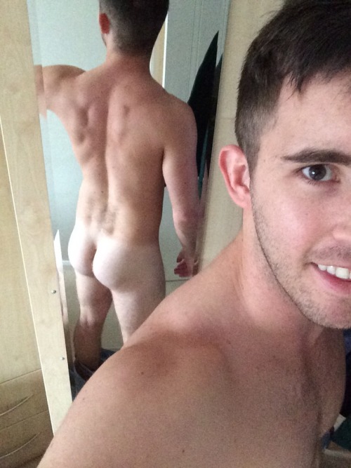 gayguysfantasy:  -GayGuysFantasy-Click here to get your sex toys and essentials!!