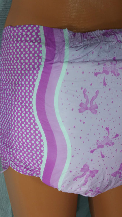 aaashweeee:  extremebydesign:  http://www.ebay.co.uk/itm/ADULT-BABY-DIAPER-ABDL-Dotty-the-pony-PINK-PRE-ORDER-UK-STOCK-Incontinence-/111221235190?var=410936430334&hash=item19e54d5df6:m:mccywWZVESv_lX2IyBxfBjA  Join  Dotty in her adventures in the