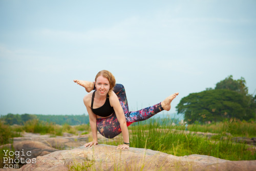 Elena in Srirangapatna, India. Christine Hewitt © yogicphotos.com