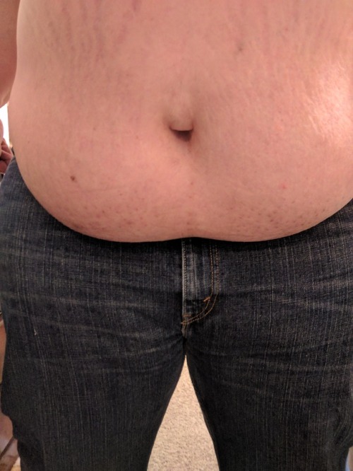 gordo4gordo4superchub: trunklegs: A follower a while back asked me to take pics on a pair of tight j