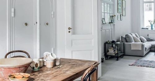 #BagoesTeakFurniture Rustic kitchen table in the small Copenhagen home of Aiayu co-founder Marie Wor
