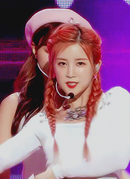 taeekwoon:chorong♡ eung eung (190119)