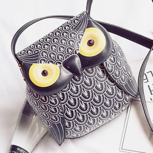 romanticandsadone:Cartoon Owl Shape Shoulder BagsFind more cute cartoon bags here!!!15% Off discount