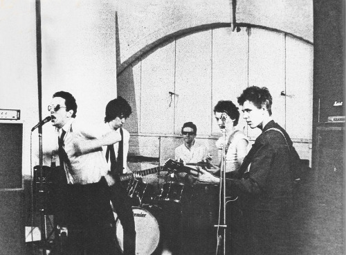 zombiesenelghetto:The Clash: original five piece lineup, featuring Keith Levene on guitar, 1976