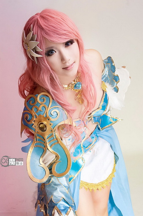 hotcosplaygirl:  Cosplay girl 
