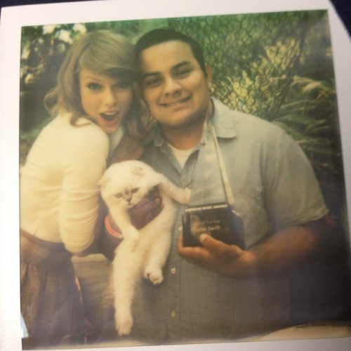 cest-le-real-leal:  So today Taylor Swift and her team personally invited multiple guests and myself
