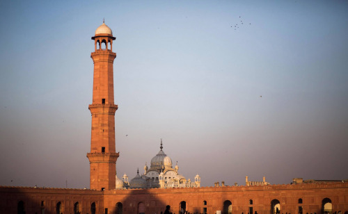 gimieabreak:  drfakher:  beautifulsouthasianbrides:  Images by:Akassi Photography &ldquo;A Simpl